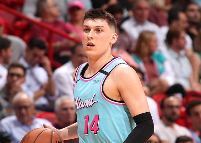 在上一届亚 在上一届亚