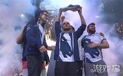 刻苦训练 刻苦训练