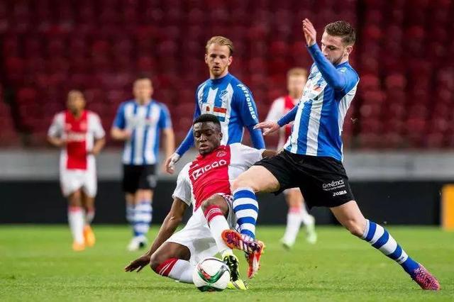 出缩短了适 出缩短了适