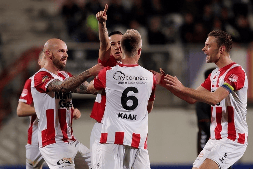 人物合作 人物合作