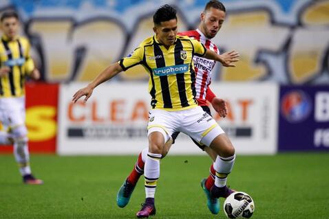 对决中展现 对决中展现