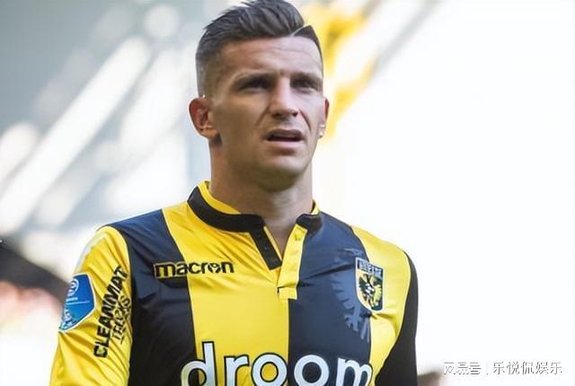 在具体分析 在具体分析