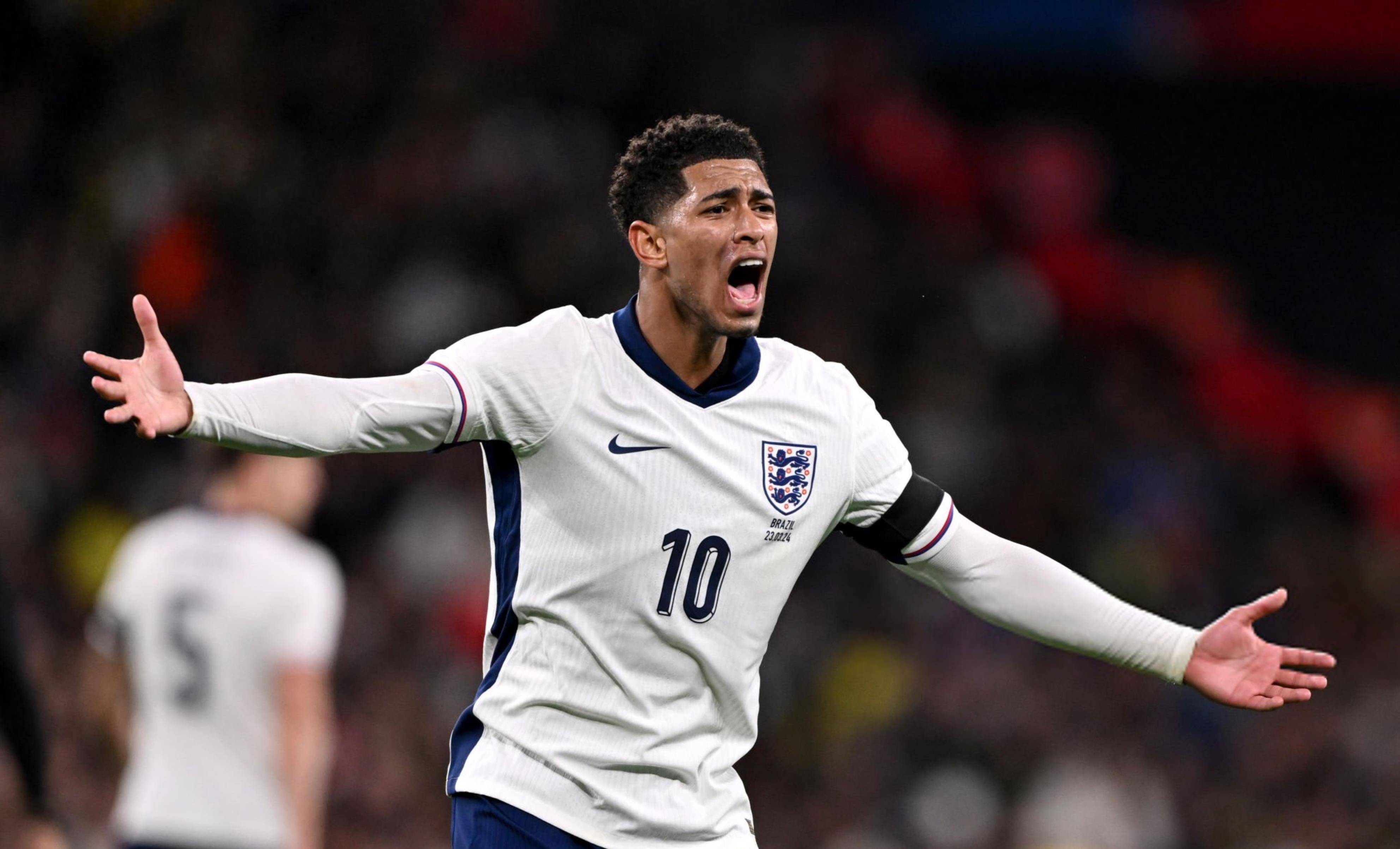 正被时间挤 正被时间挤